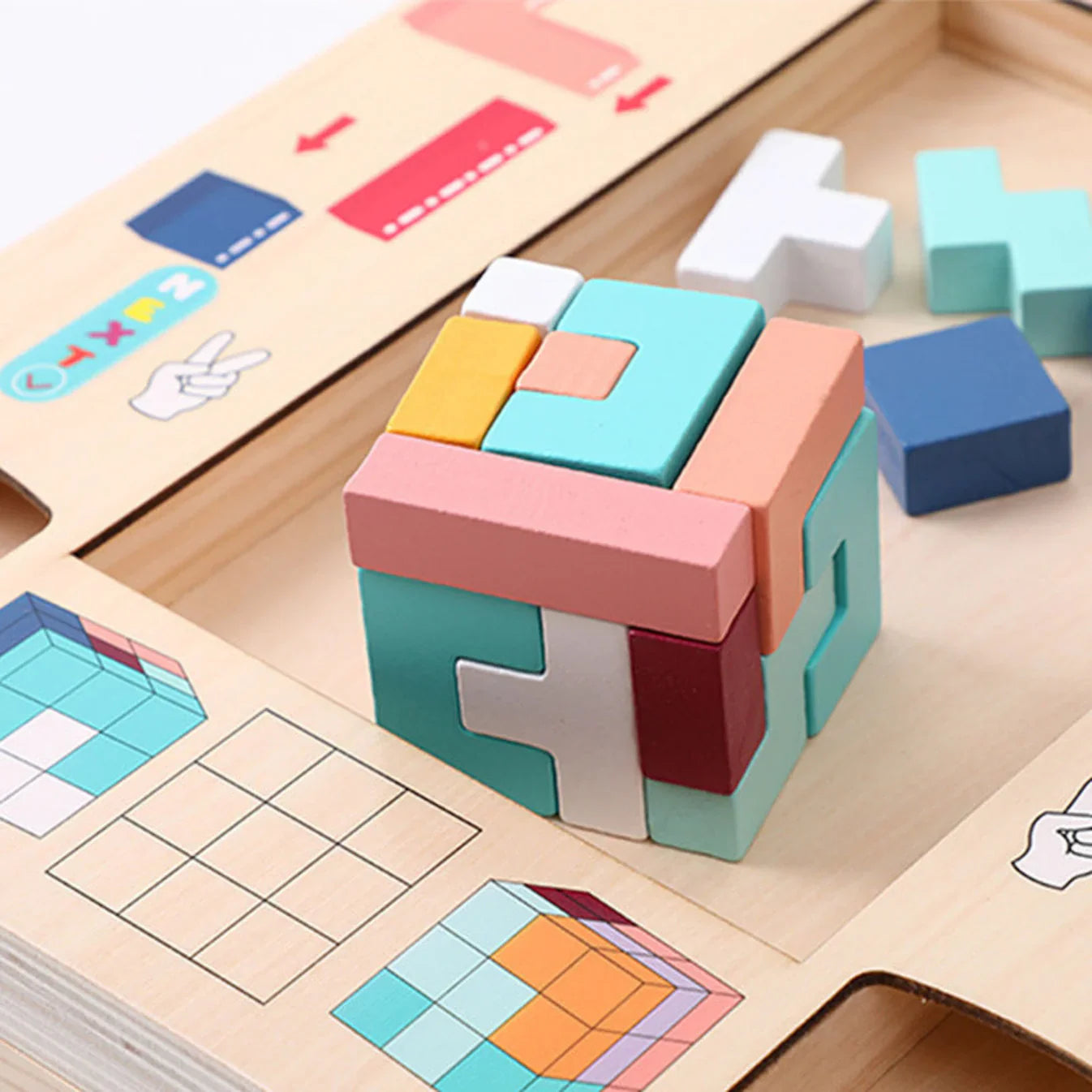 Puzzle Tetris en Bois Montessori – Un Jeu Classique pour Stimuler l'Esprit Logique