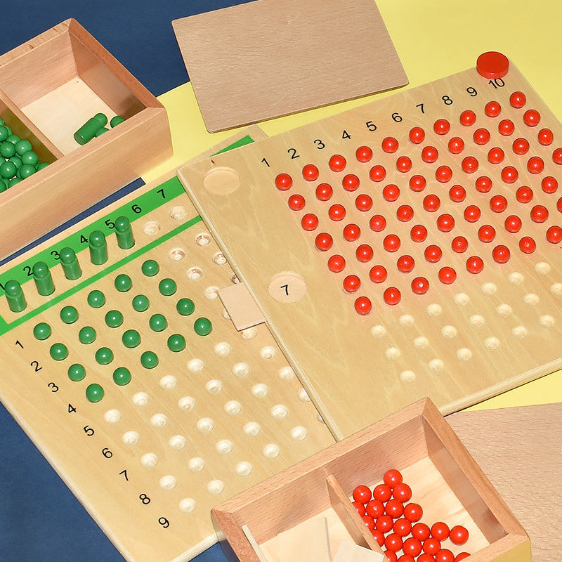 Calcul Montessori – Apprendre les Opérations en S'Amusant
