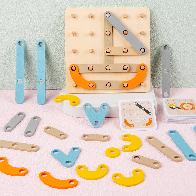 Geoboard Montessori – Éveillez la Créativité Géométrique de Votre Enfant