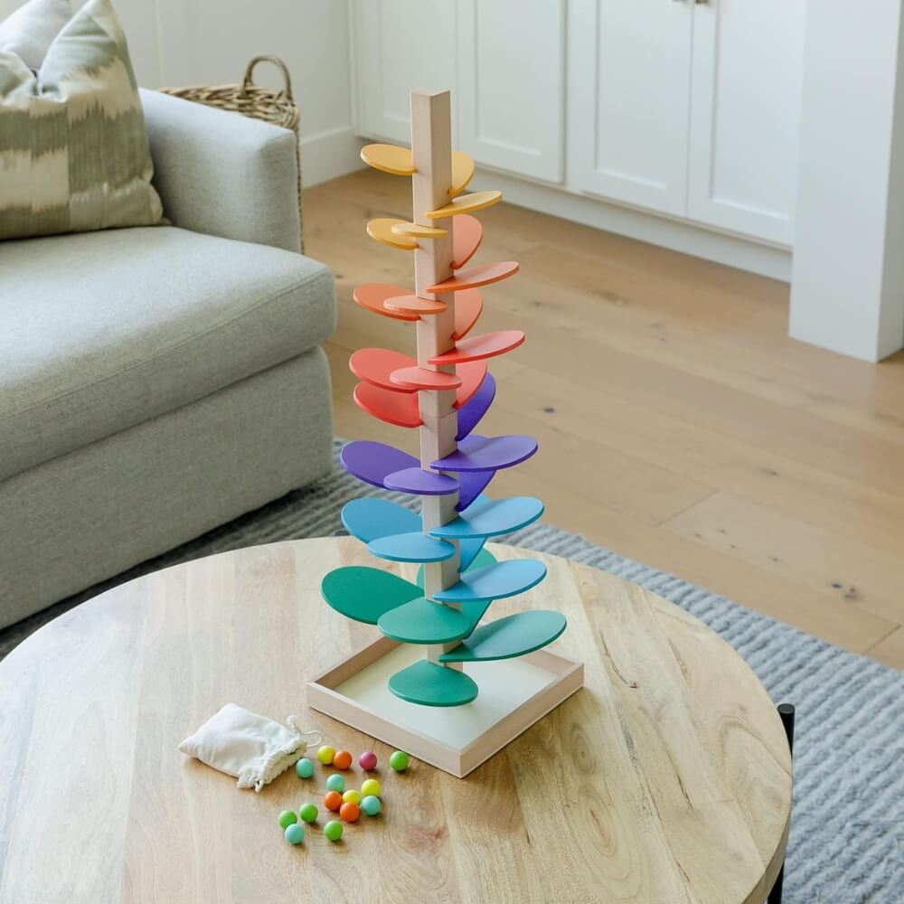 Arbre Arc-en-Ciel Montessori – L’éveil par les sons et les couleurs