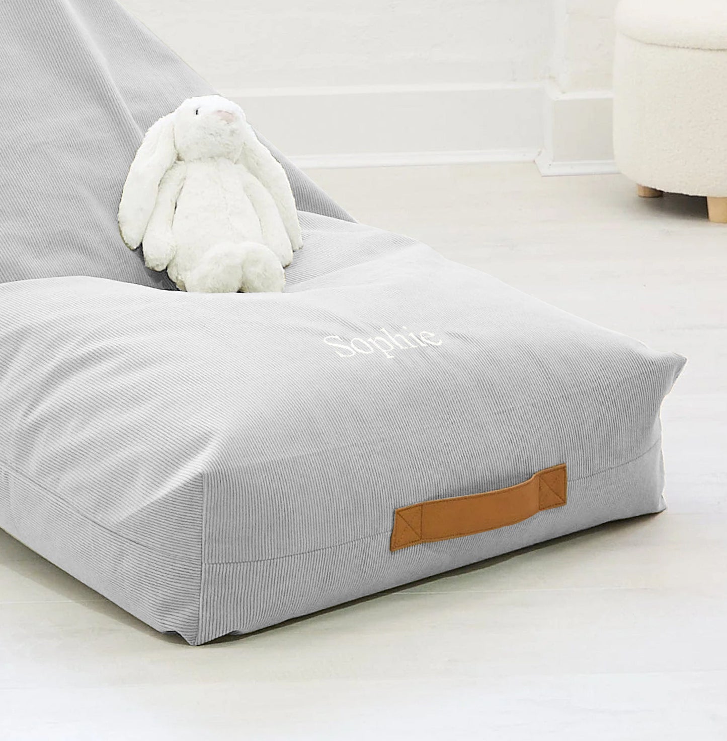 Pouf Arya en Velours Côtelé – Le cocon personnel de votre enfant