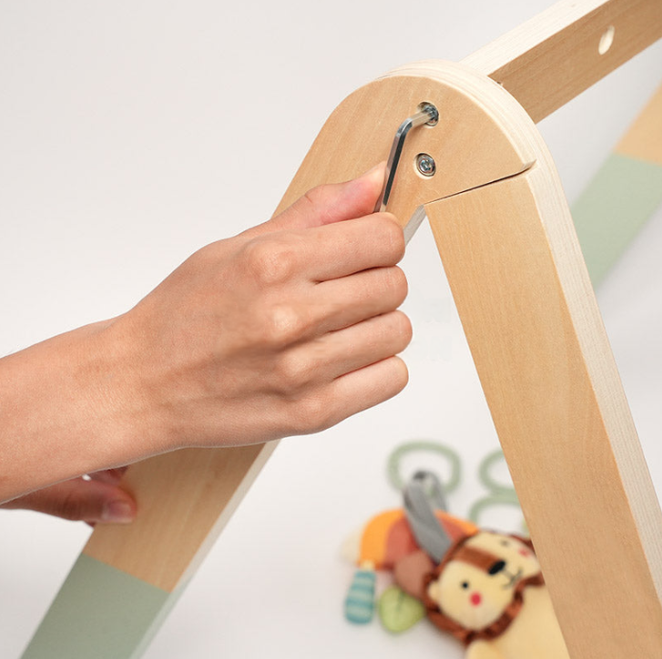 Portique d'éveil Montessori  – Éveillez les Sens de Votre Bébé dès la Naissance